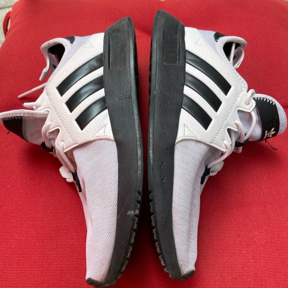Adidas Sneakers - Picture 1 of 5